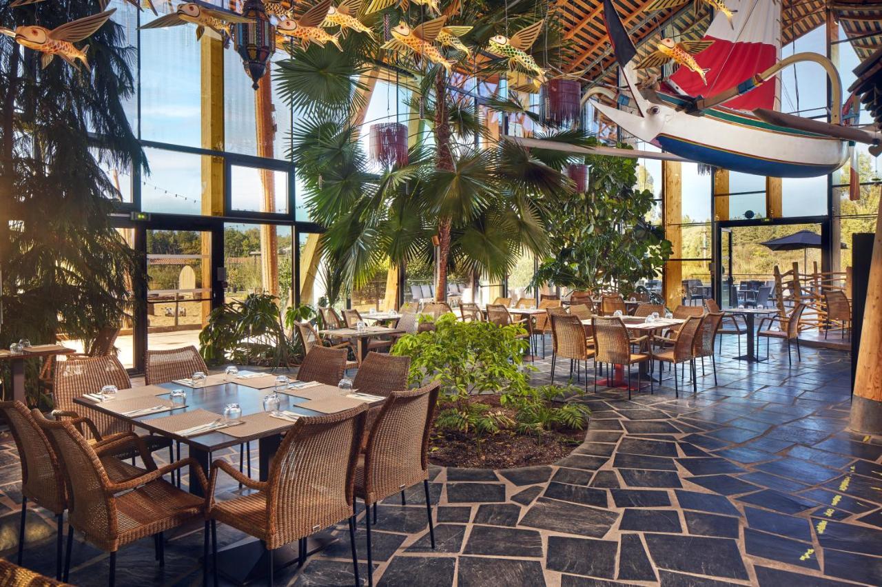 Отель Center Parcs Le Bois Aux Daims Morton Экстерьер фото