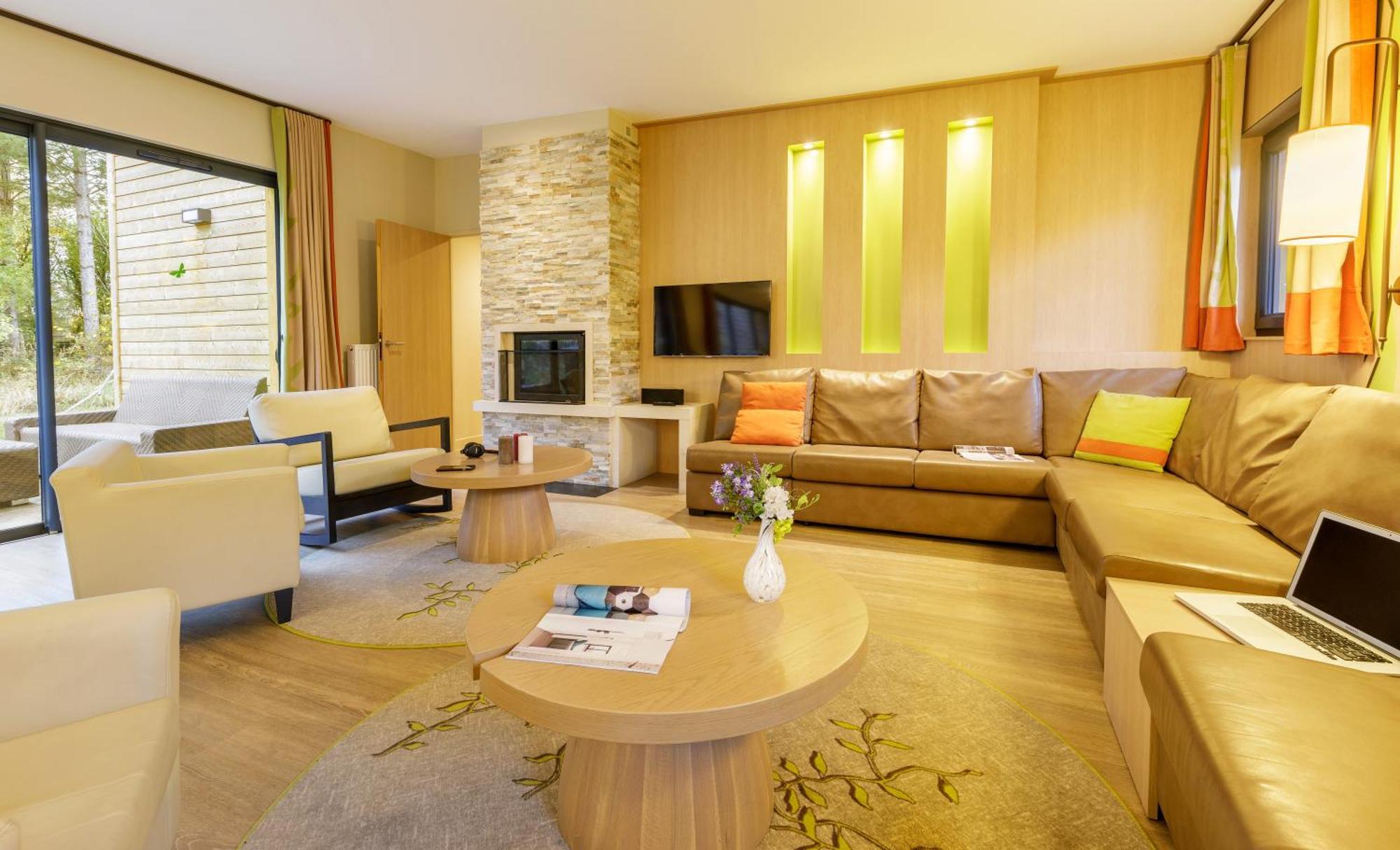 Отель Center Parcs Le Bois Aux Daims Morton Экстерьер фото